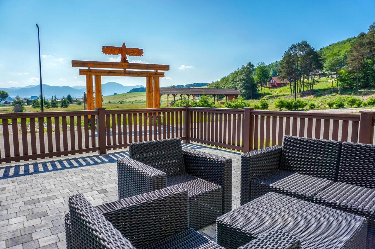 Apartmány GOLF&SKI Valča Exterior foto